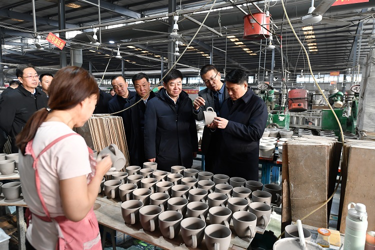 鞠振在大同朔州调研