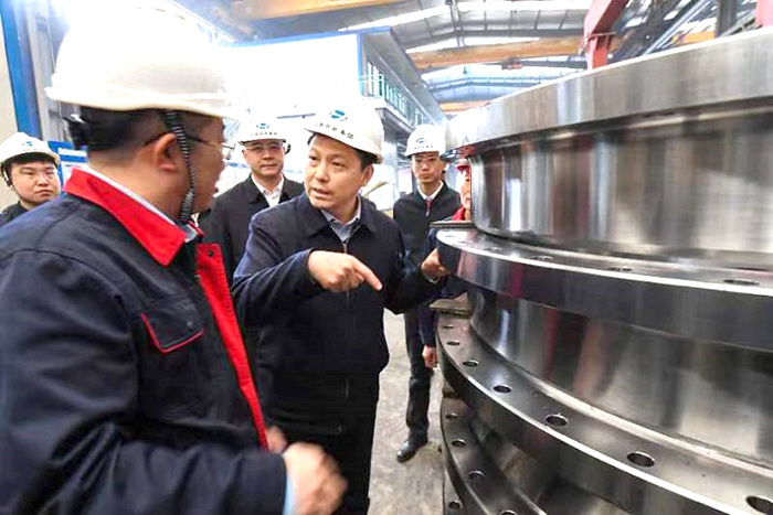 鞠振在忻州调研