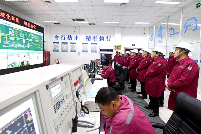 鞠振在阳泉调研