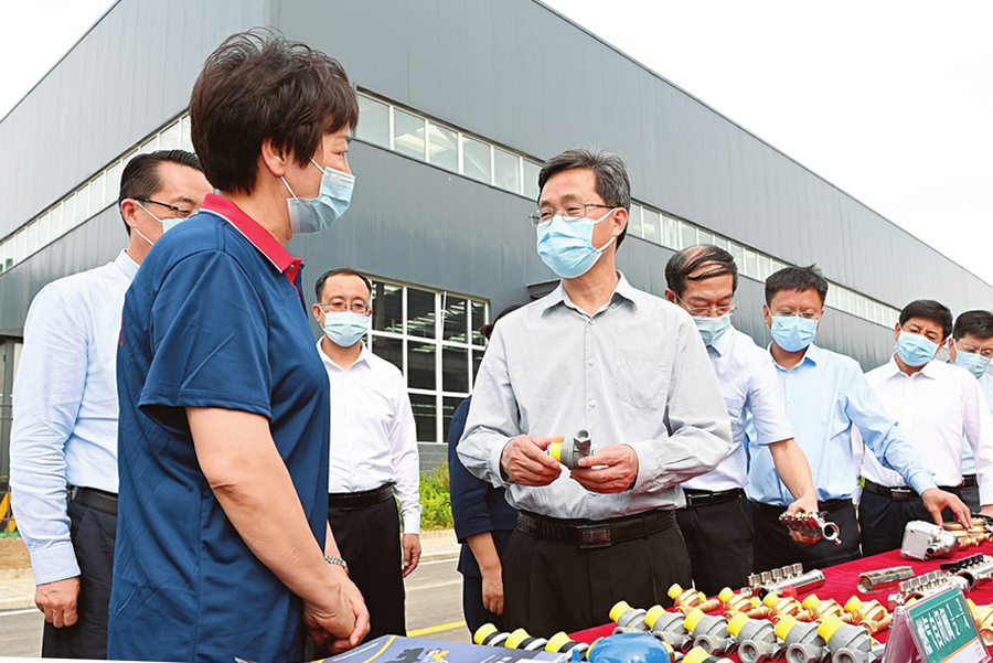 蓝佛安在临汾调研