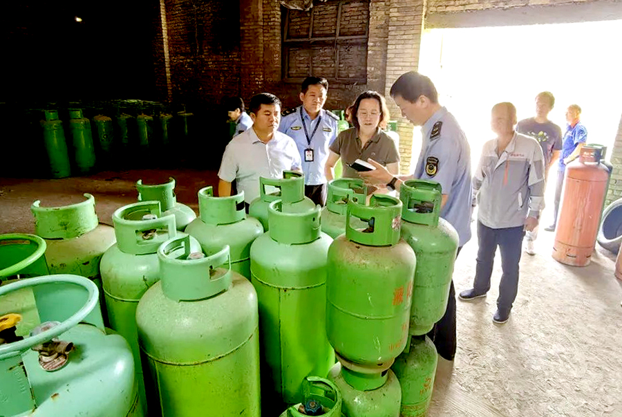 太原市场监督管理局对液化石油气瓶充装单位进行安全督导检查