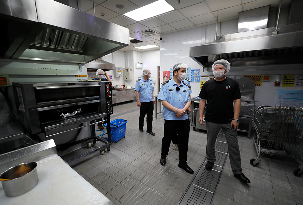 左宏伟:守牢食品安全底线绝不放松