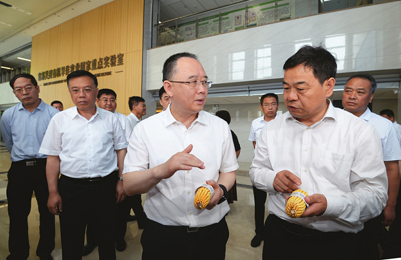 金湘军在调研推进晋中国家农高区高质量发展