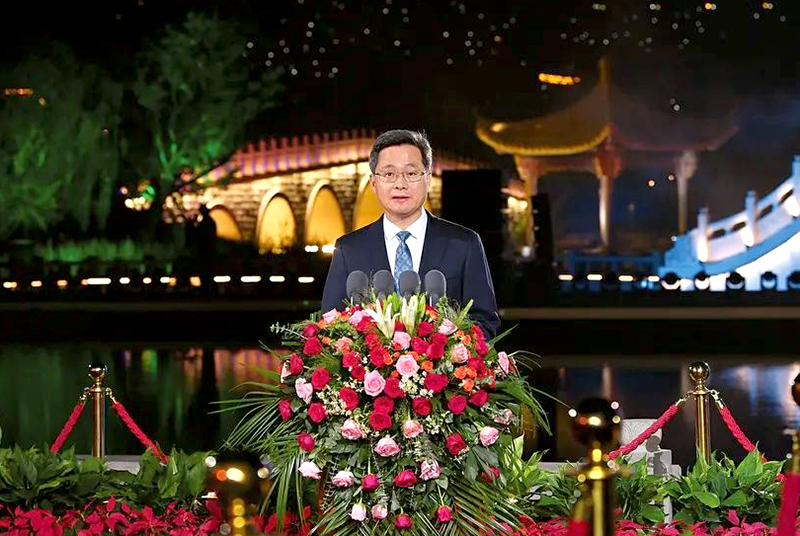 2023中国·山西（晋城）康养产业发展大会开幕 何报翔讲话并宣布开幕 蓝佛安出席并致辞 金湘军主持开幕式