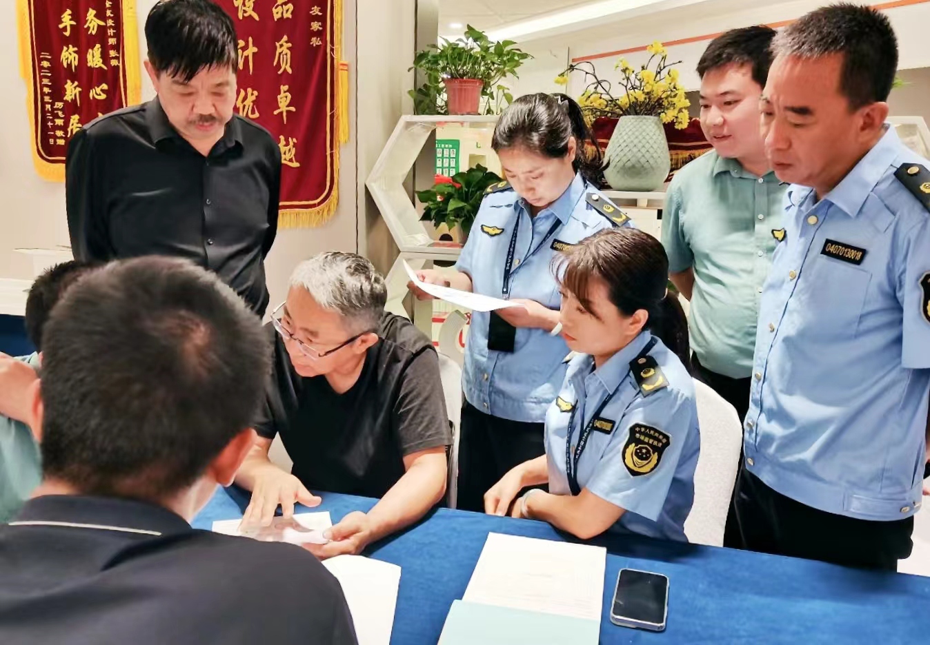 晋中市市场监管局开展“秋季朗月”集中整治家装家具定制专项行动