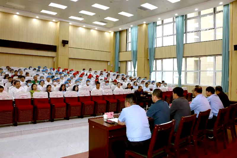 晋中市区两级市场监督管理局召开学校餐饮质量提升行动暨食品安全知识培训会