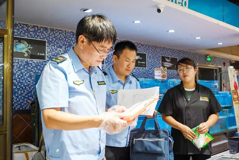 老站长 新学生——记平遥县古陶镇市场监督管理站站长来宇鹏