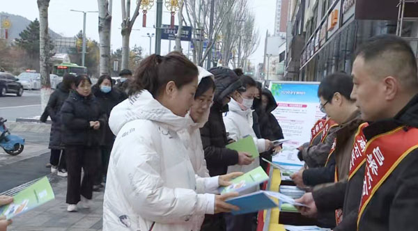 吕梁举办“全国安全用药月”科普宣传活动