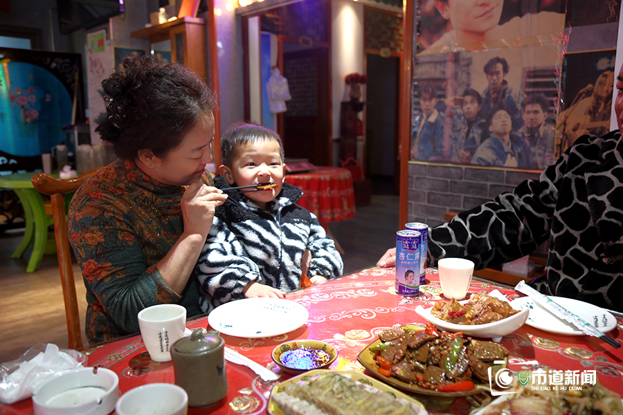 晋源猪血灌肠 非遗美食凛冽飘香