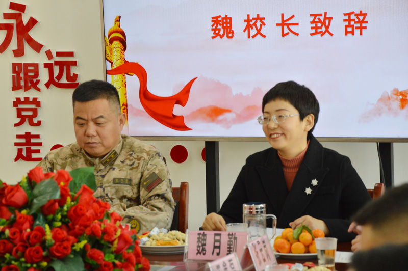 晋源区实验二小举行现、退役军人家长座谈会  拓拥军优属工作新局面