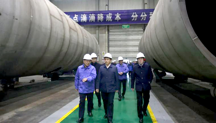 山西省市场监督管理局党组书记、局长鞠振一行到潞安化机集团调研