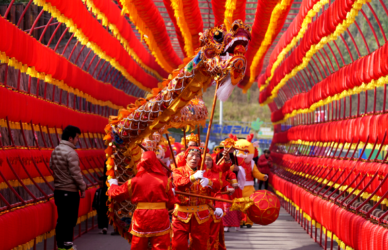 欢欢喜喜过大年