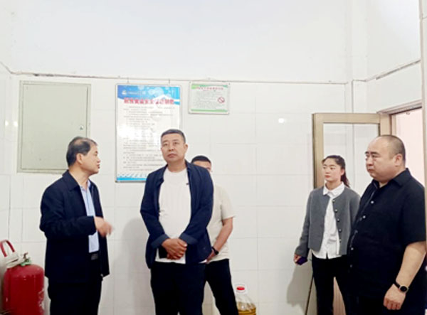 吉县市场监管局屯里所开展“五一”期间景区市场秩序专项检查