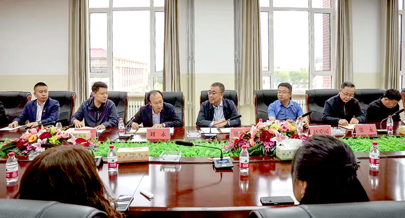 朔州市朔城区一中举办“食品安全月”活动家校共育座谈会