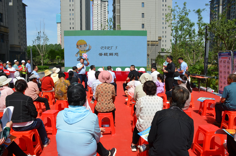 临汾市尧都区市场监管局组织开展电梯安全知识进社区宣传暨应急救援演练活动