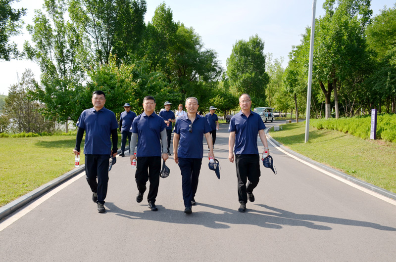 “爱临汾 赢未来”临汾市市场监管局工会开展健步走活动