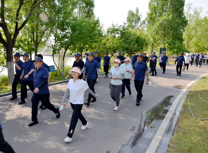 “爱临汾 赢未来”临汾市市场监管局工会开展健步走活动