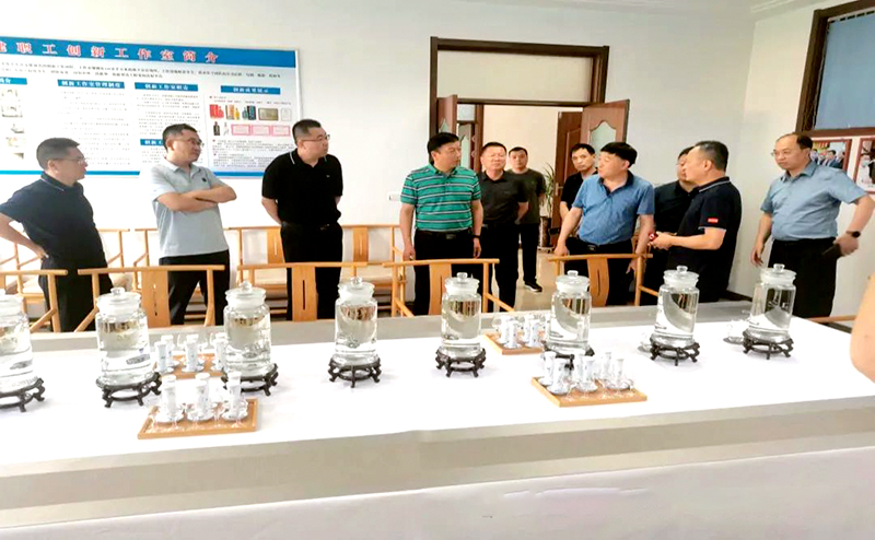 宿迁市市场监管局莅临吕梁市就白酒生产安全监管工作开展学习考察