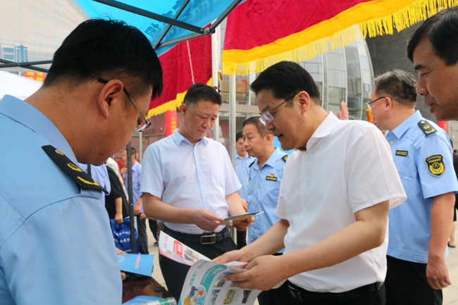 晋中市举行“特种设备安全日”主题活动