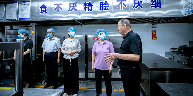 山西省市场监管局在闻喜县举办 食品安全“你点我检 服务惠民生”活动