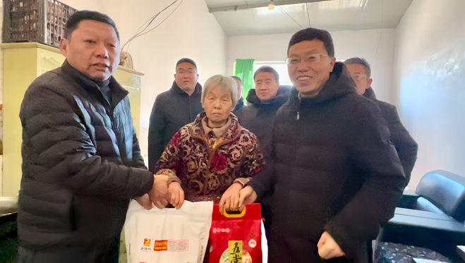 吕梁日报社在帮扶乡镇开展新春系列乡村振兴帮扶活动