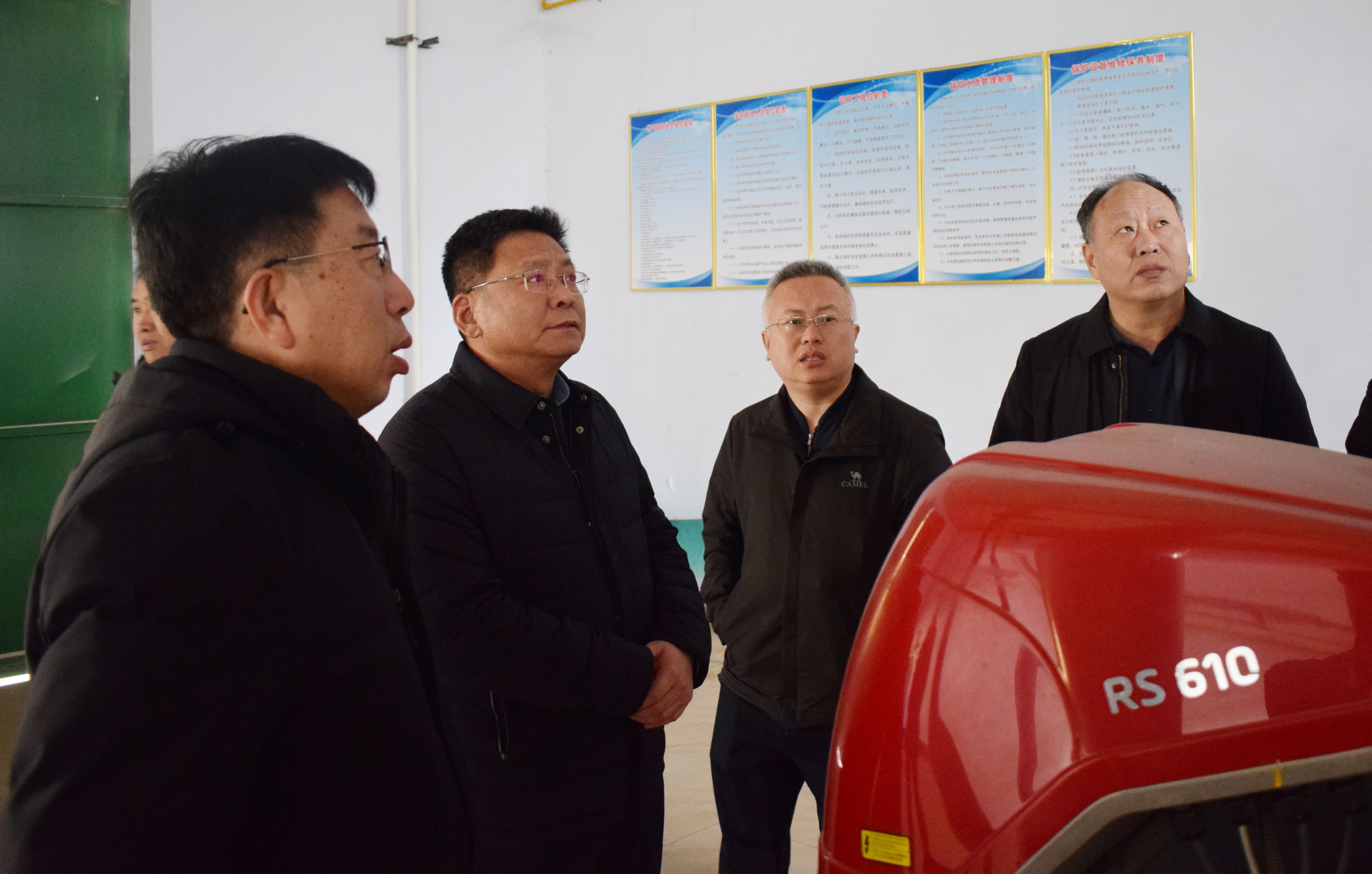 万荣县副县长史志国督导检查春节前市场监管领域安全工作