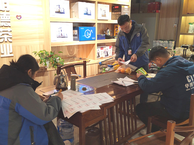 潞城区市场监管局加强食品抽检   “食”刻守护安全