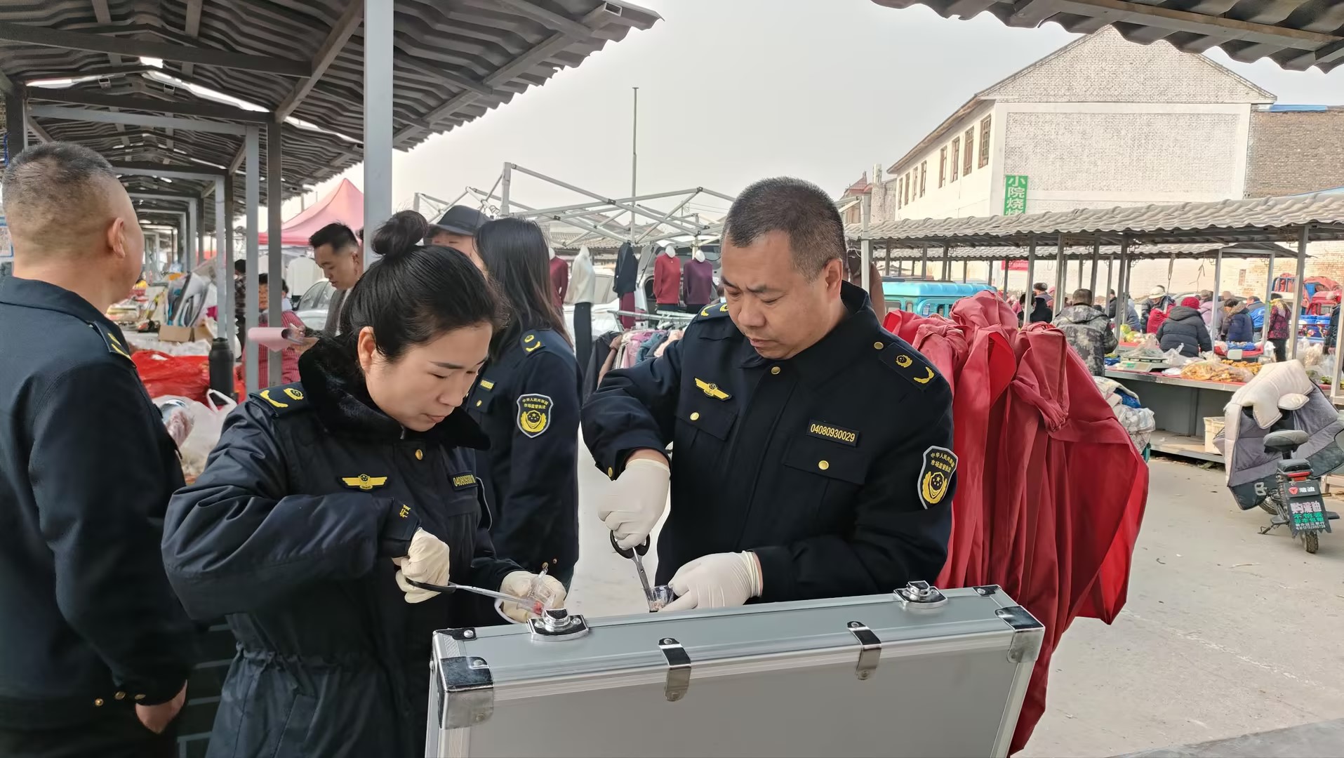 夏县市场监管局开展春节前市场大检查