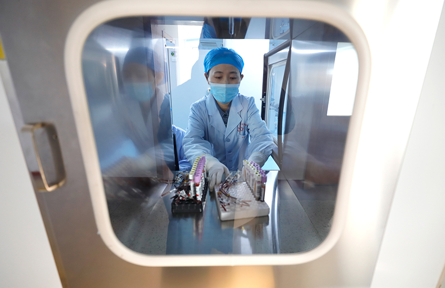 热血坚守,护佑新春生命防线