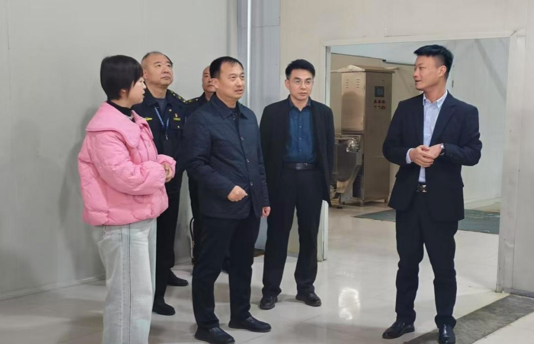 绛县副县长郭晓伟深入食品生产企业开展督导检查工作