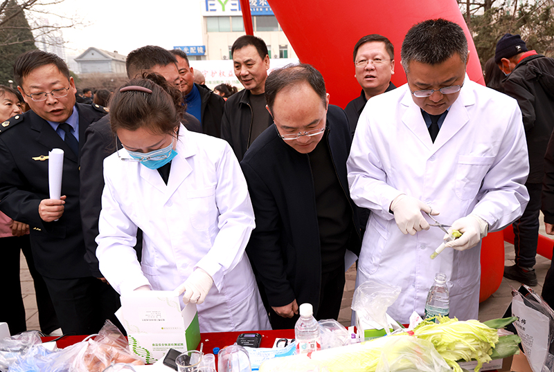 晋心守护权益 共筑满意消费——汾阳市开展2025年“3·15”国际消费者权益日系列宣传活动