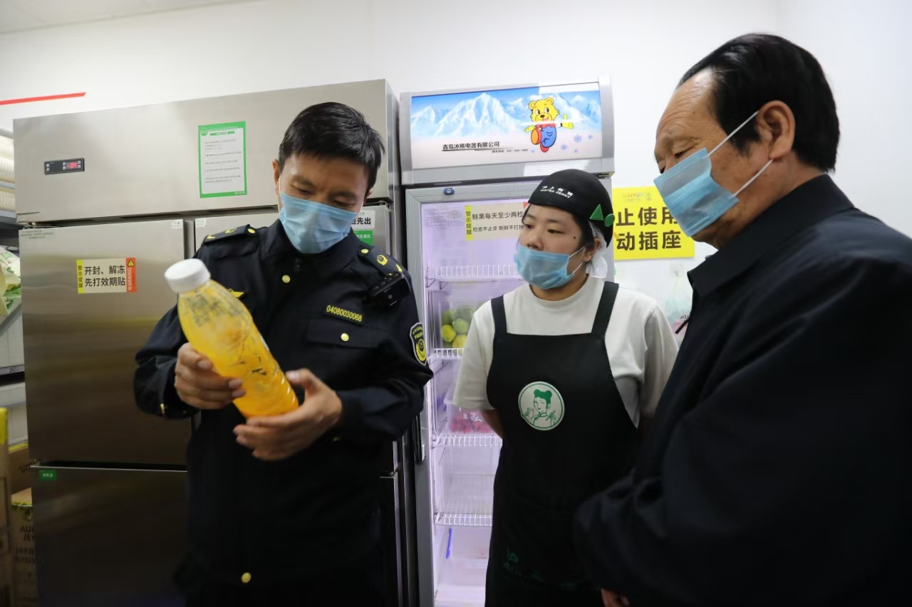 运城市市场监管局开展网红餐厅食品安全专项检查