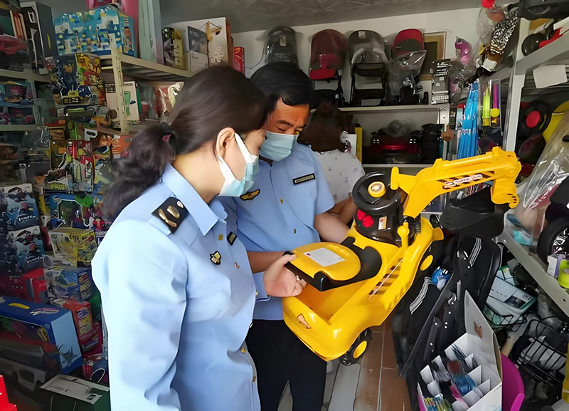 山西市场监督管理局查处多起不合格校服、玩具违法案件