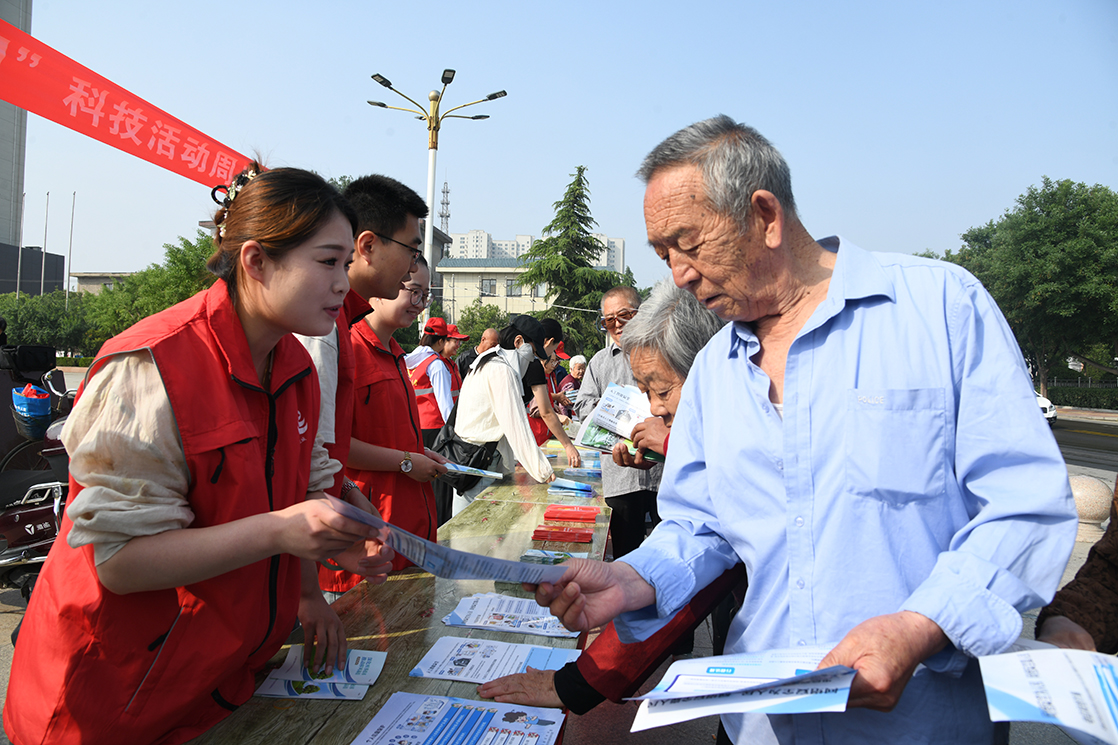 闻喜县2025年度科技活动周启幕 创新驱动赋能乡村振兴
