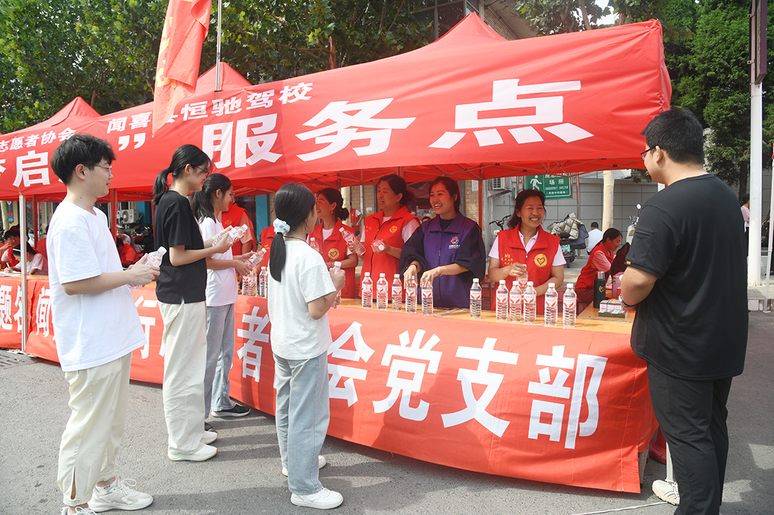 以梦为马 闻喜县 2811 名考生奔赴考场