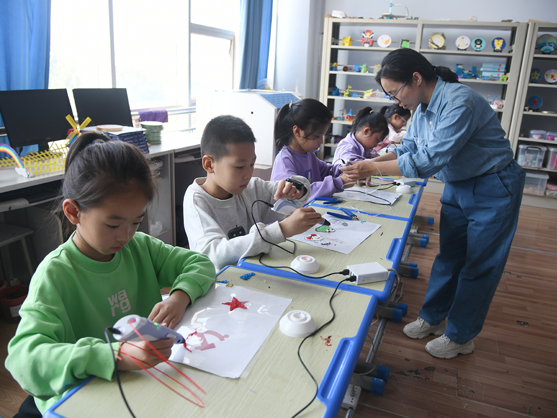 闻喜县青少年活动中心启幕中小学生周末实践活动 多元课程赋能成长