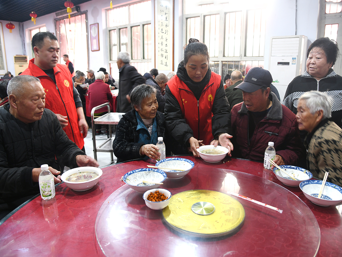 山西闻喜:重阳羊汤宴联动十镇 万份温情续写孝亲新篇